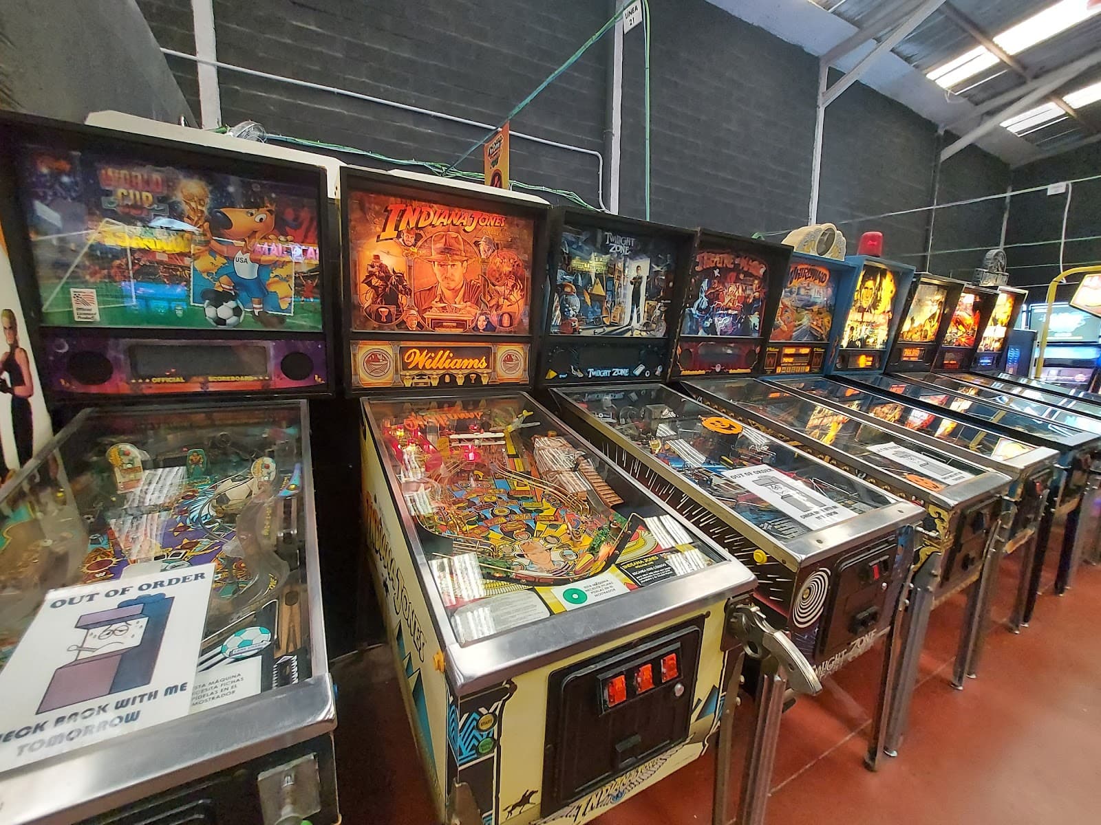 Arcade Planet - Sevilla Retro