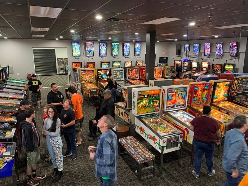 Captain's Arcade Showroom photo 4