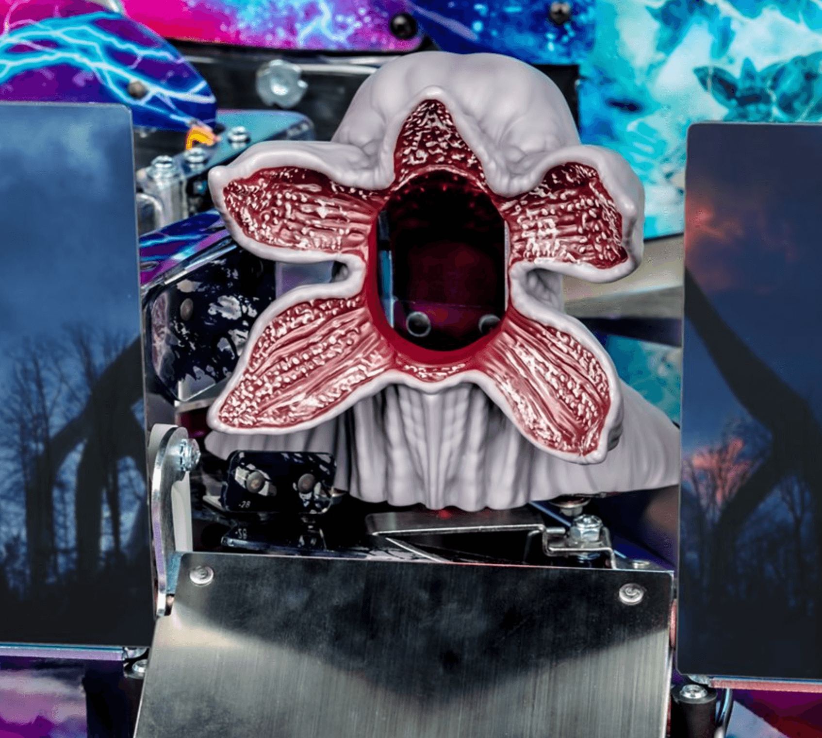 Demogorgon-like creature model from Stranger Things on mechanical base